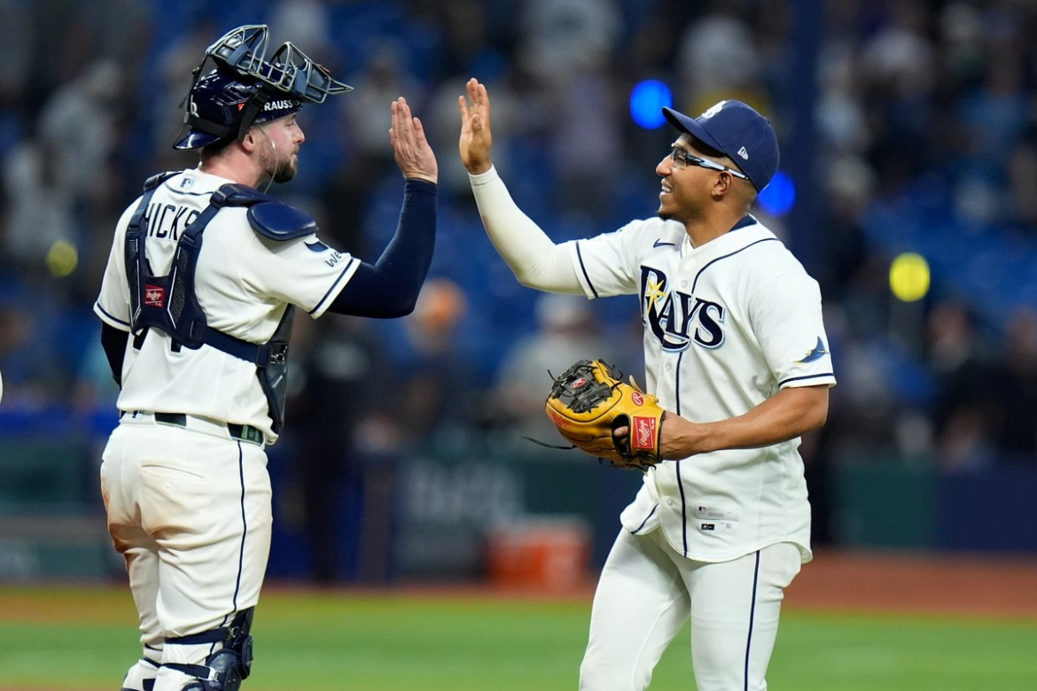 Tampa Bay se impone a Yanquis y acaricia la Serie de Campeonato