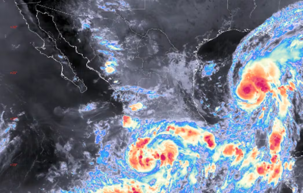 Isaías se intensifica a huracán categoría 1 en el Golfo de México