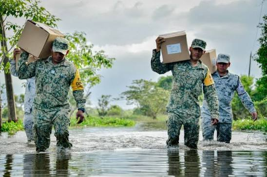 Despliegan mil 815 militares en Michoacán por huracán Simón
