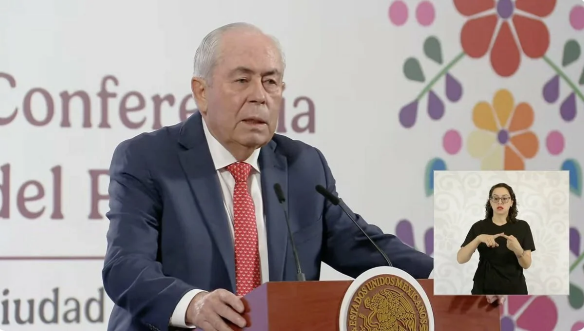 Sheinbaum pide salida de Leonel Cota de Agricultura por participación política de su hijo