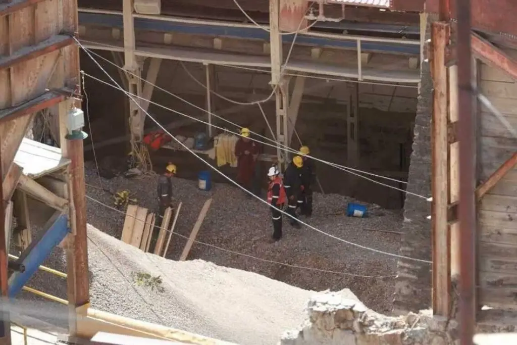 Investigan muerte de dos trabajadores en una mina de Hidalgo