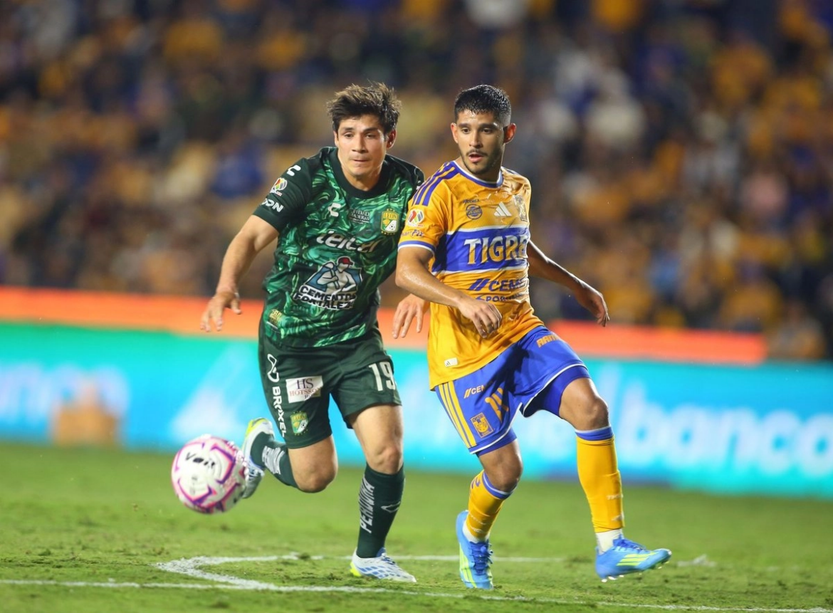 León vence a Tigres y complica su clasificación