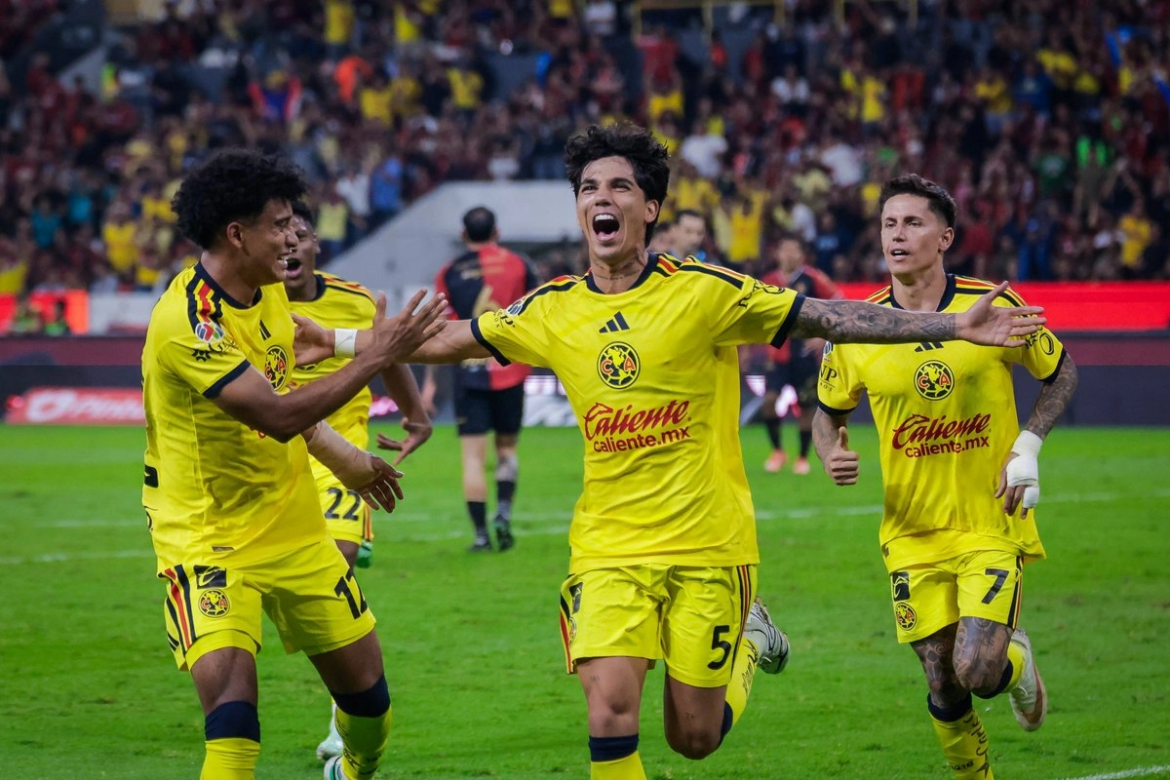 América golea al Atlas y afianza su liderato