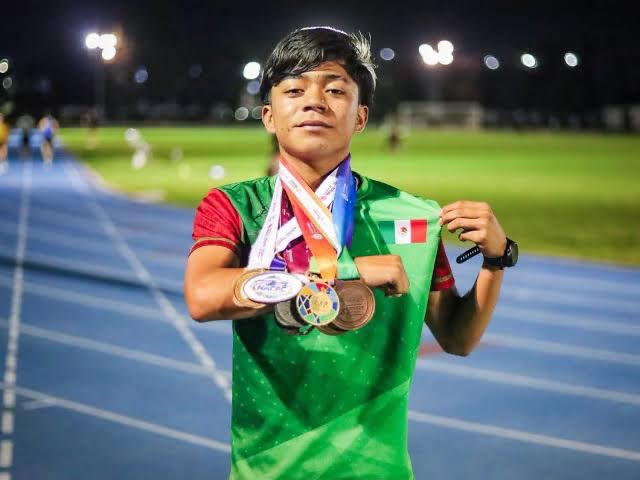 Alumno de Cobach Sonora suma cuatro años consecutivos como medallista en Paralimpiadas Nacionales