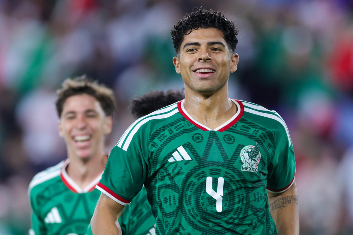 México y Perú firman un intenso empate en Nueva Jersey durante su duelo de preparación internacional