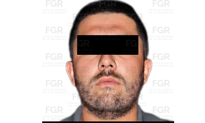 Condenan a trailero a seis años por tráfico de armas