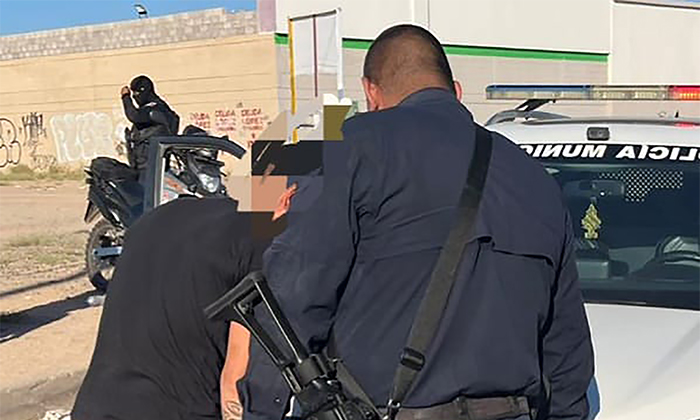 Agentes municipales Ponen tras las rejas a tres sujetos con crystal
