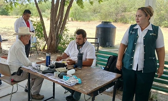 Llevan jornada CecyteContiGo a zona rural