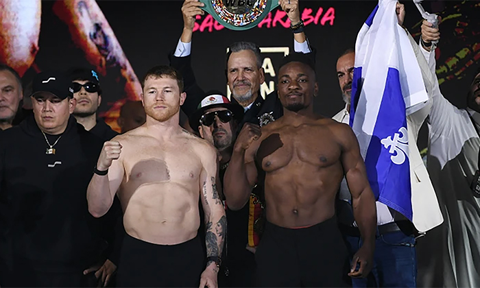 Superan la báscula “Canelo” Álvarez y Christian Mbilli en Arabia Saudita